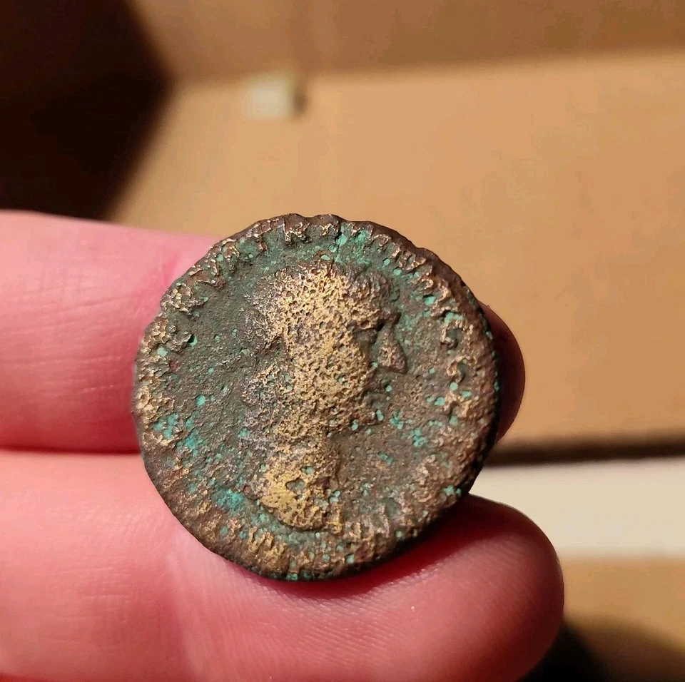 Monnaie romaine antique en bronze – Dupondius d’Hadrien – 12,10 g - Photo 1/4