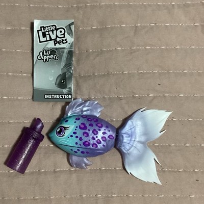 Little Live Pets Li'l Dippers Battery Operated Toy Fish w/ Accessory & Instruct