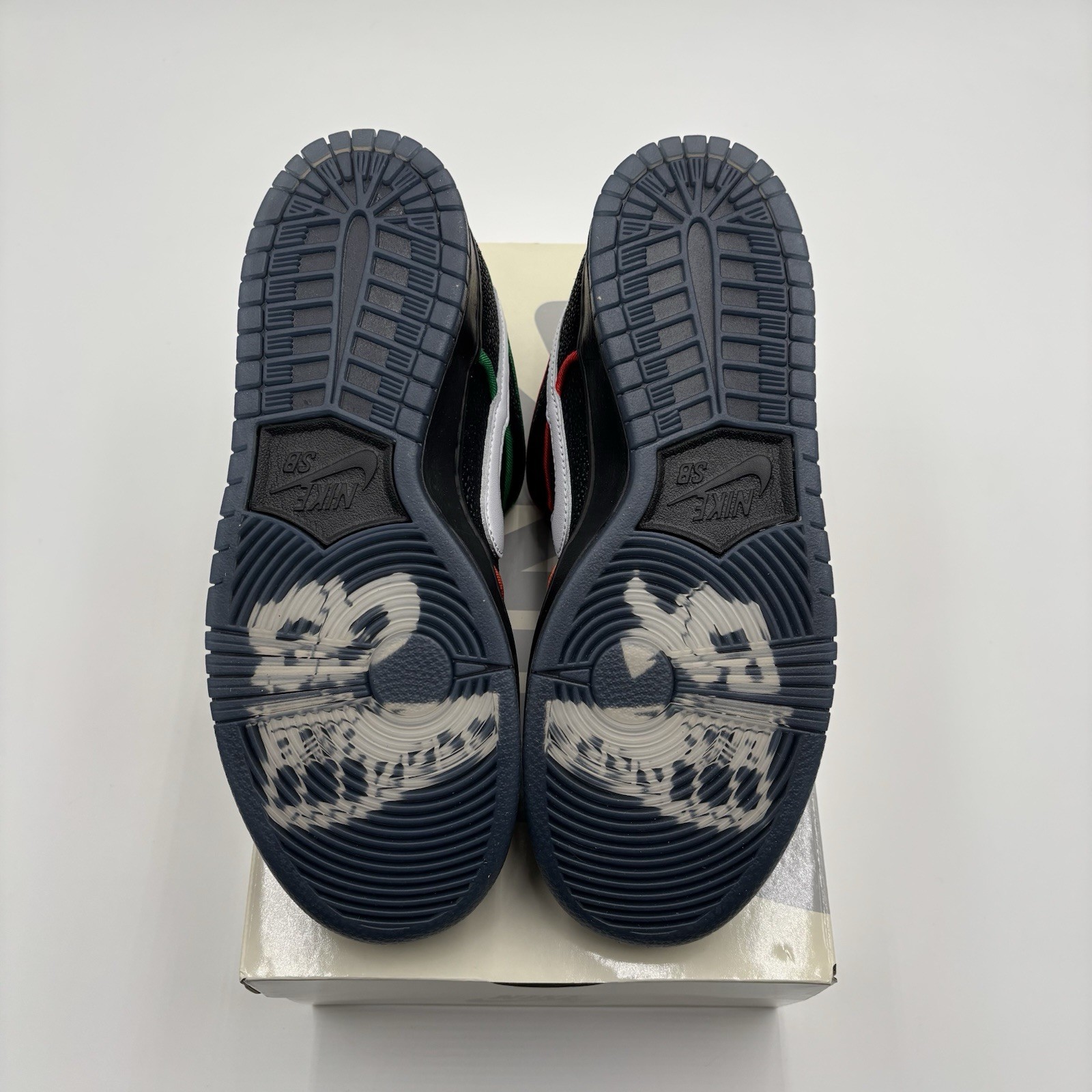 Nike SB Dunk Low Bronx Girls Skate Size 7 Men's HV1664-001 IN HAND thumbnail 4