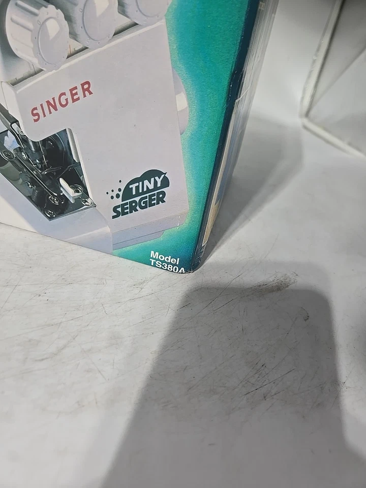 Singer Tiny Serger Electric Overedging Machine - (TS380A) Brand New In Box - Image 4 of 4