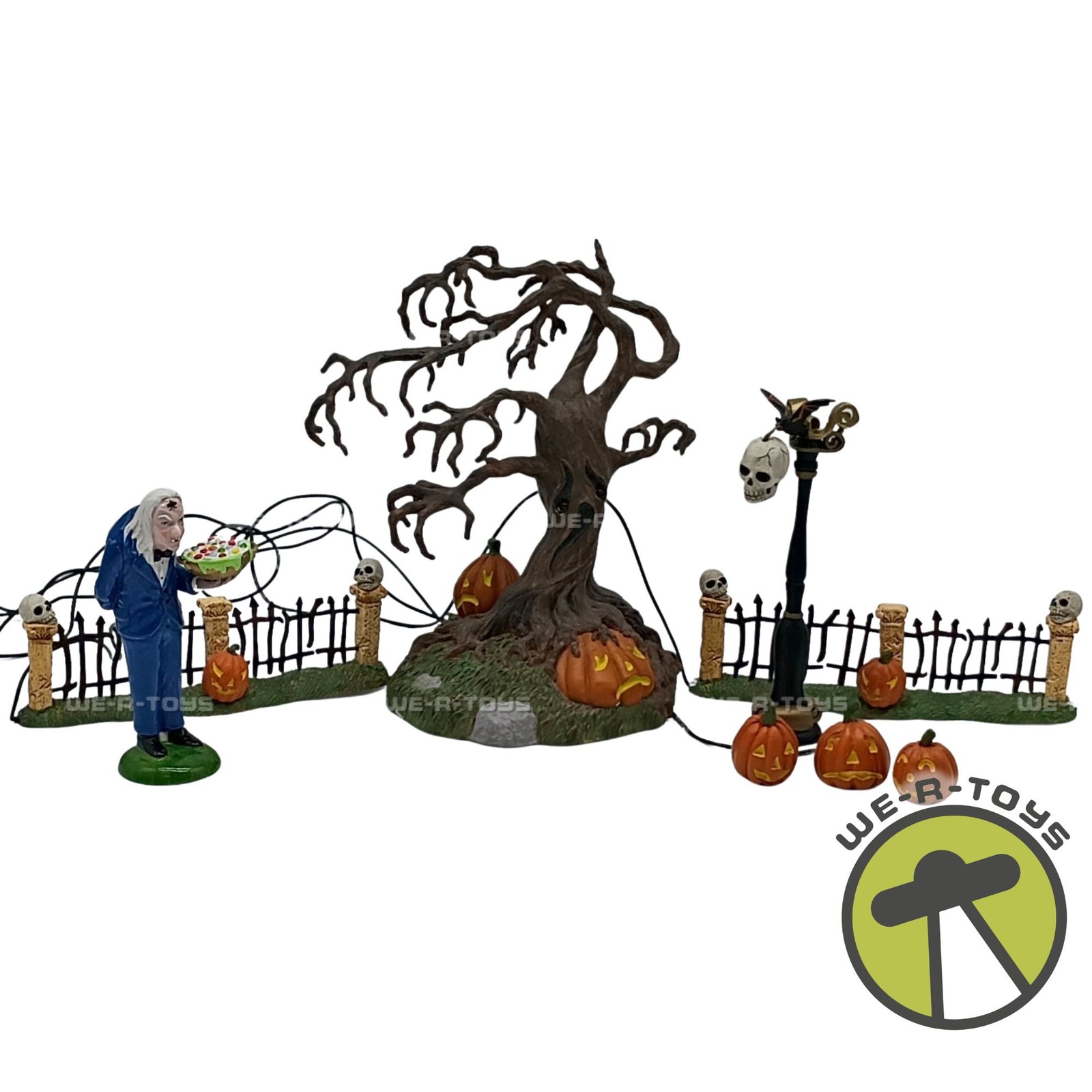 Department 56 Snow Village Halloween Series 2002 Village Gravely Landscape Set