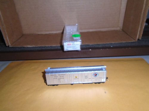 MICRO TRENES #70050 51' 3/4" LADO ACANALADO REFRIGERADOR MECÁNICO - NP #563 N | Condition: Used
