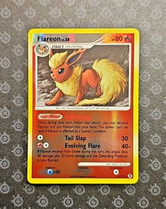 Flareon 19/111 Rising Rivals Reverse Holo