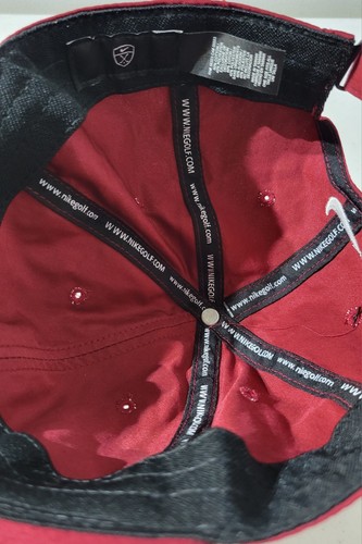 Nike Strapback Golf Hat Burgundy NWT - Picture 3 of 3