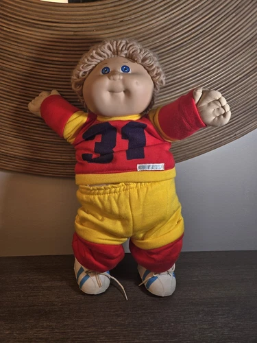 Vintage Cabbage Patch Kids Doll 1982 Boy Blonde Hair Blue Eyes 31 Outfit 18"