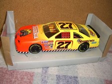 Winner's Circle #27 Tonka 1997 Ford Thunderbird 1:24 Diecast Car