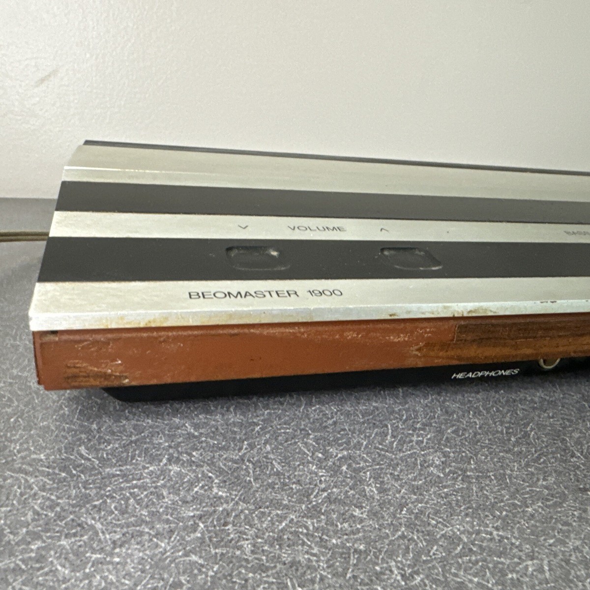 Bang & Olufsen Beomaster 1900 Type 2904 Rosewood Tuner / Amplifier