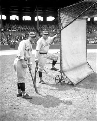 Babe Ruth Lou Gehrig Photo 8X10 New York Yankees 1931 Batting Practice Bronx