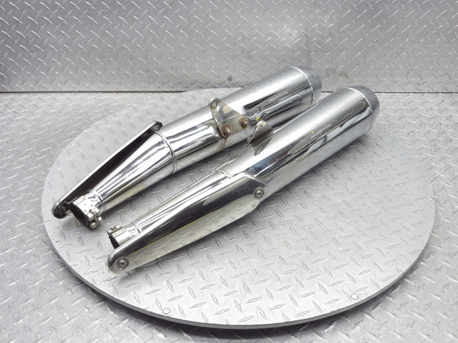 2011 08-13 Moto Guzzi V7 LL Stone Left Right Exhaust Muffler Pipe Silencer Pair