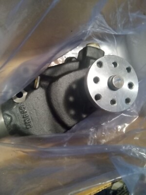 NEW GM 4.3L V6 and V8 Small Block Circulating Water Pump V8