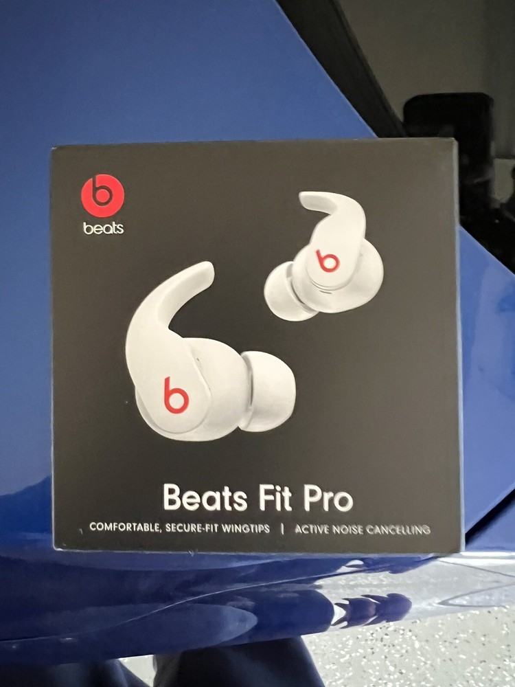 Beats Fit Pro True Wireless Earbuds Beats White - Brand NEW - Sealed