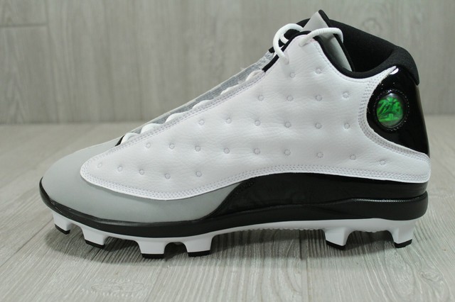 jordan molded cleats