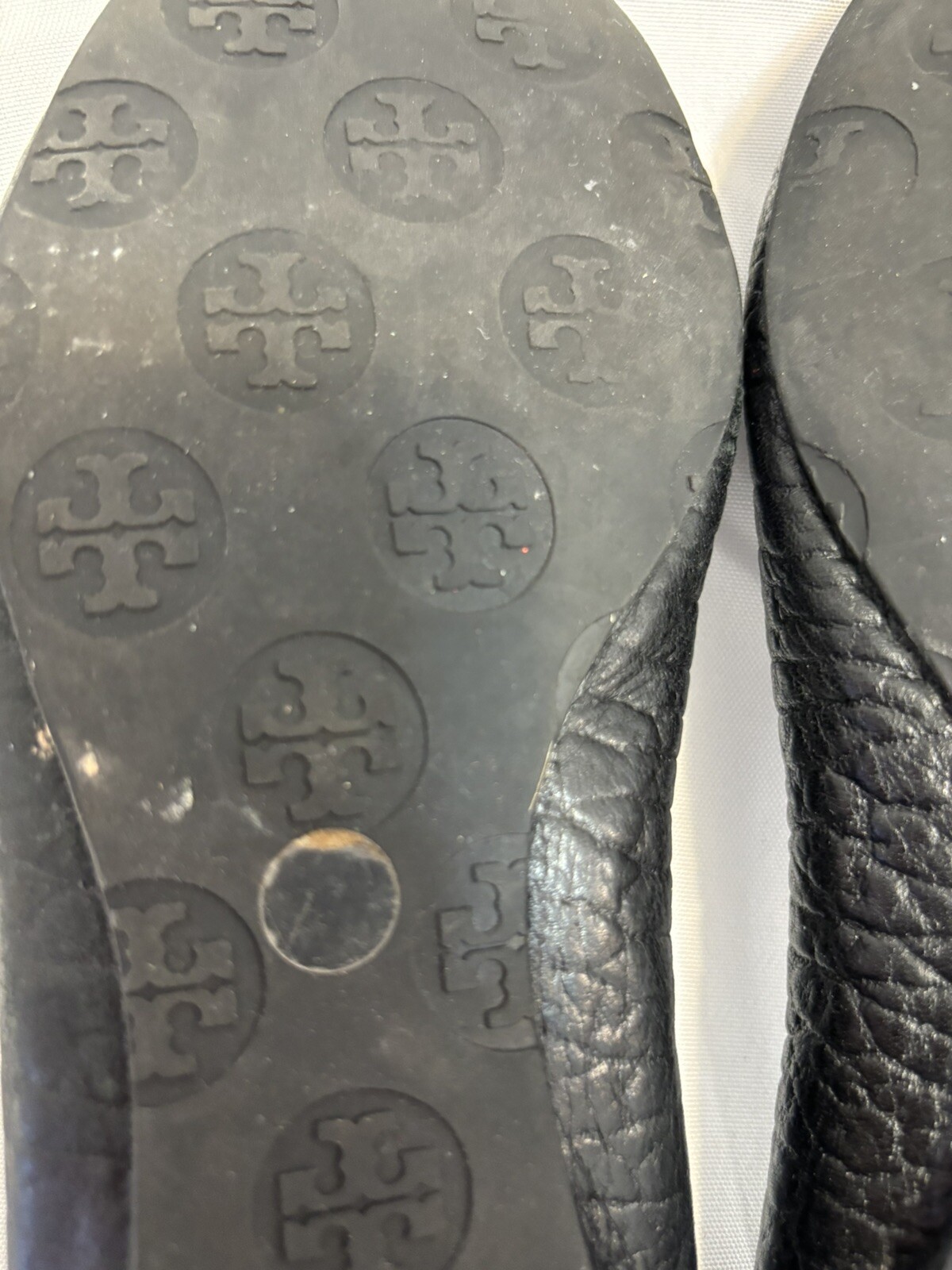 Tory Burch Black Pebbled Leather Ballet Logo Flat Shoes Women’s Size 6 thumbnail 7