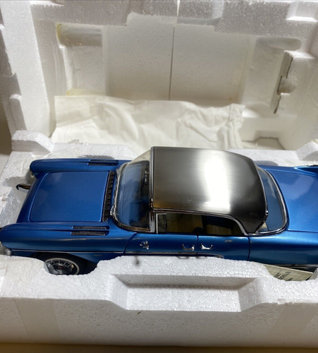 Franklin Mint 1957 Eldorado Brougham Bahama Blue 1:24 L.E. 709/2500
