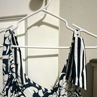Cabi Blue/White Floral tank top Wide Strap, Women s XXL