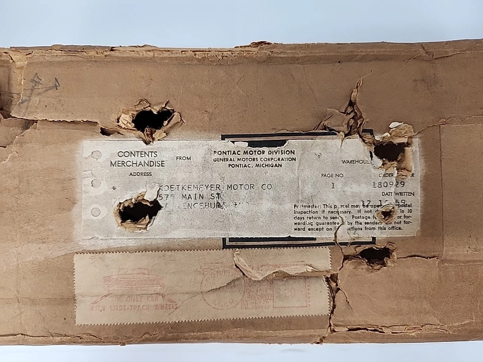 NOS OEM GM Light Delete Cover 530422 1958 Pontiac Chieftain/Star Chief (502) - Image 4 of 4