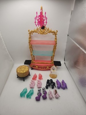 Ever After High Glass Slipper Shoe Store Play Set 2014 Incomplete Parts Shoes 