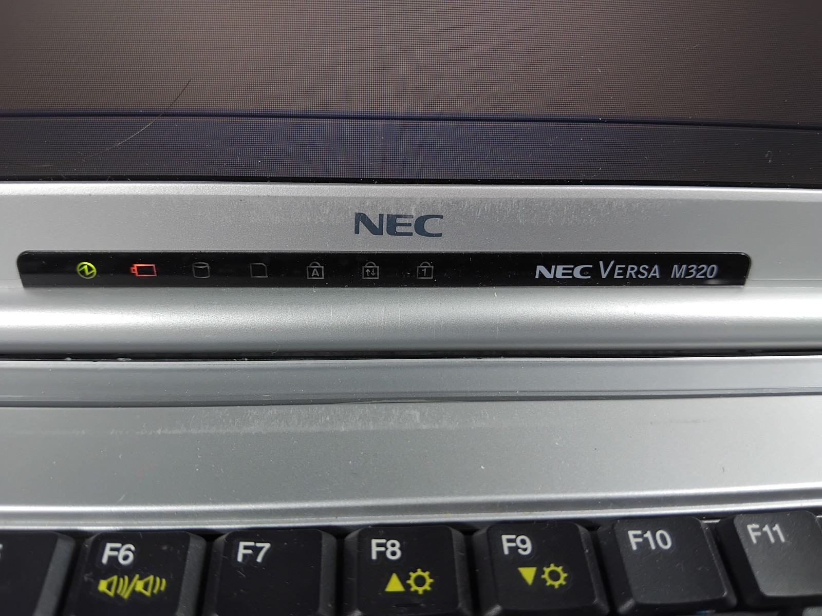 Nec Versa M320 15 Inch Screen With Cable And Case Sku K68 image 6