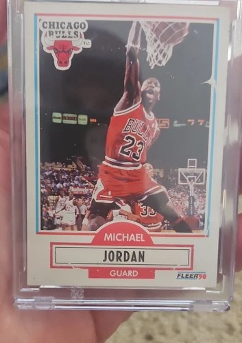 1990-91 Fleer - Michael Jordan #26 Black Line Above Biographical Information