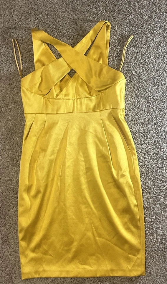 Marc Bouwer Glamit Yellow Satin Cocktail Dress Women’s Size 6 - Image 4 of 4
