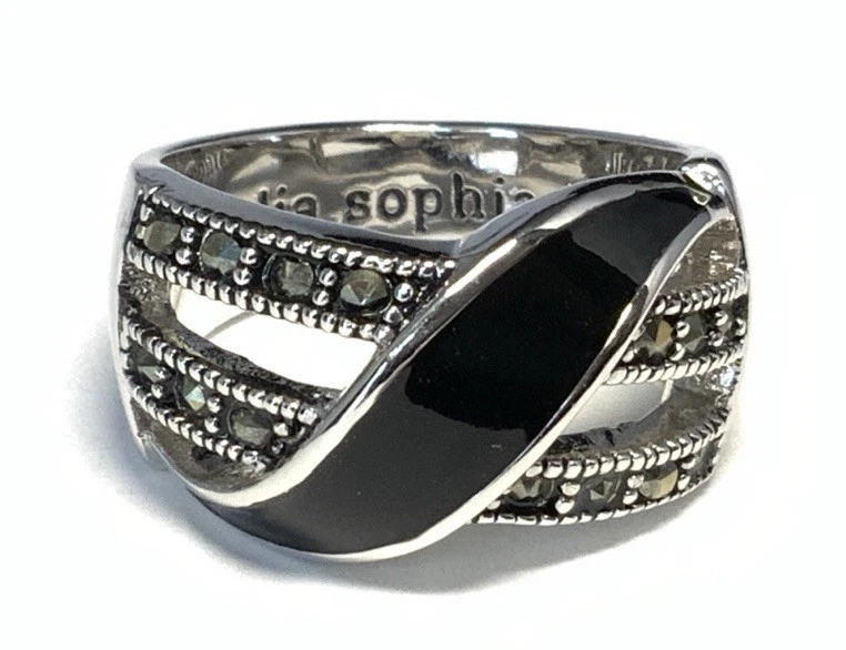 Anillo Lia Sophia tono plata esmalte negro y marcasita talla 8 JZ125 Foto 4 de 4