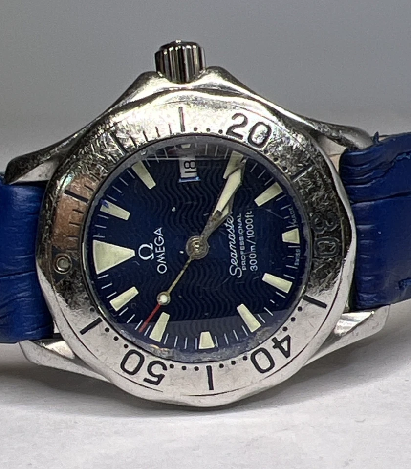 Reloj de cuarzo para mujer OMEGA 2285,80 Seamaster 300 m de acero de 28 mm con fecha correa con esfera azul