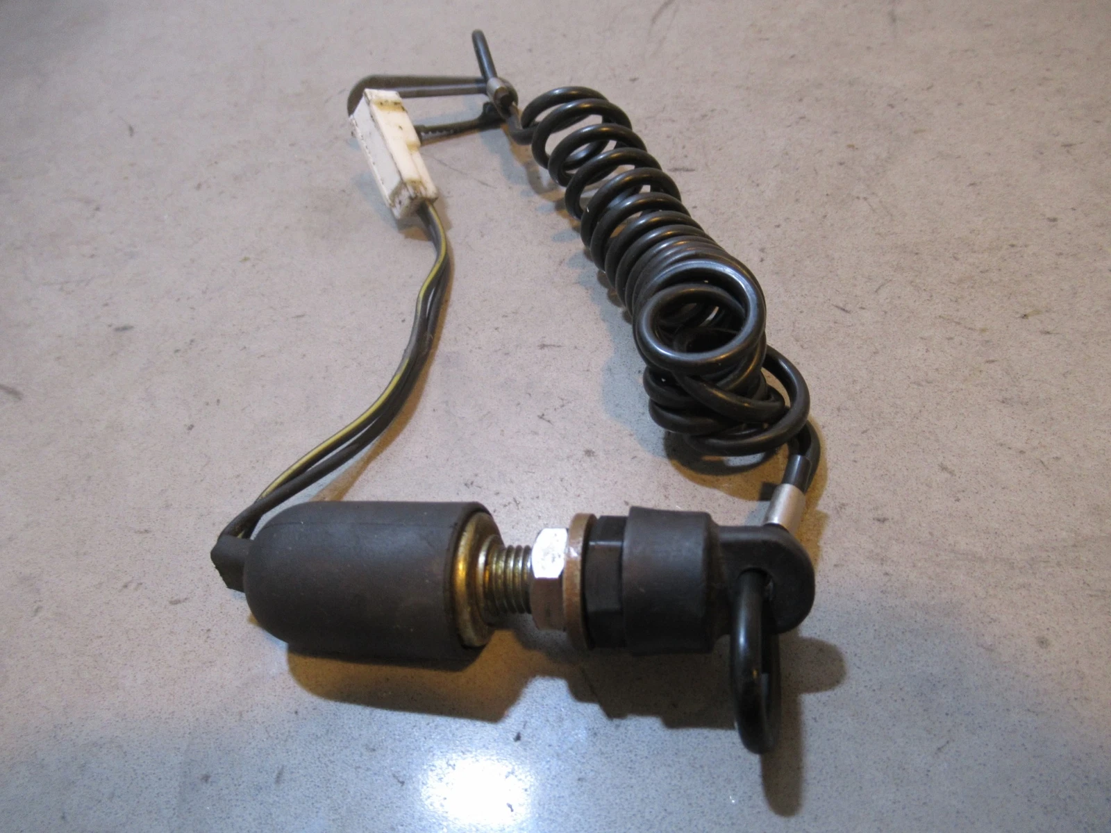 Ski Doo Grand Touring 550 Tether Switch 2010 #2