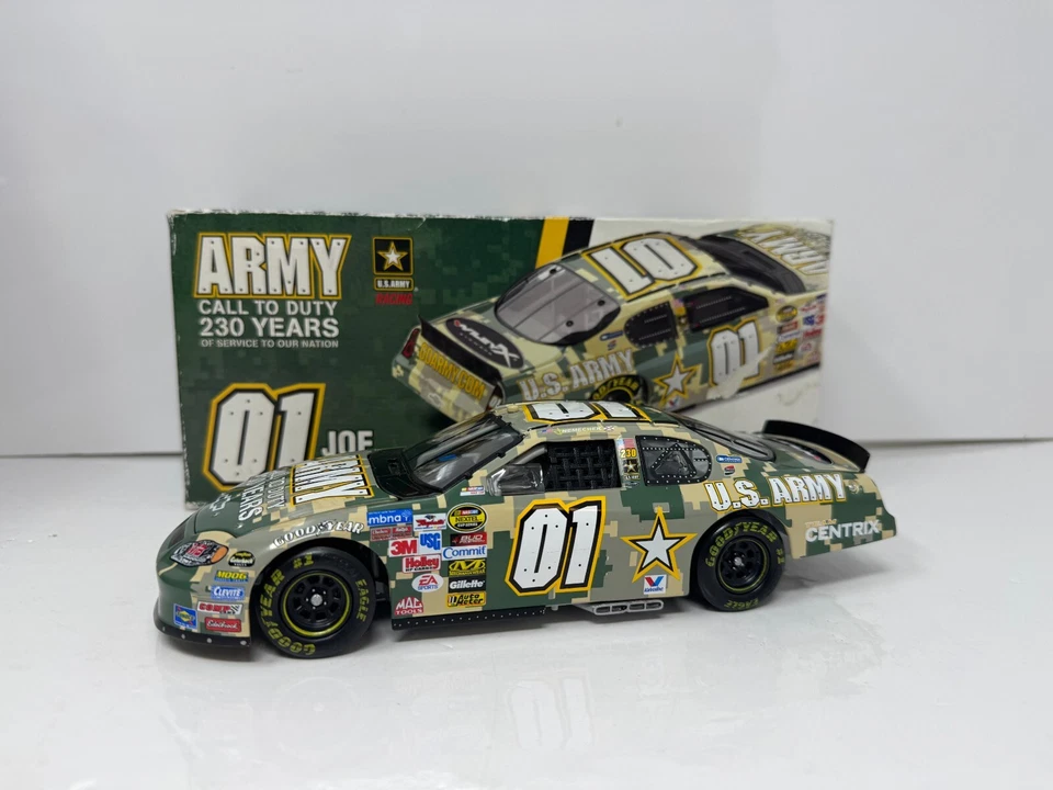 Action Nascar #01 Joe Nemechek U.S. Army 230 Years 2005 Monte Carlo 1:24 Diecast - Image 3 of 4
