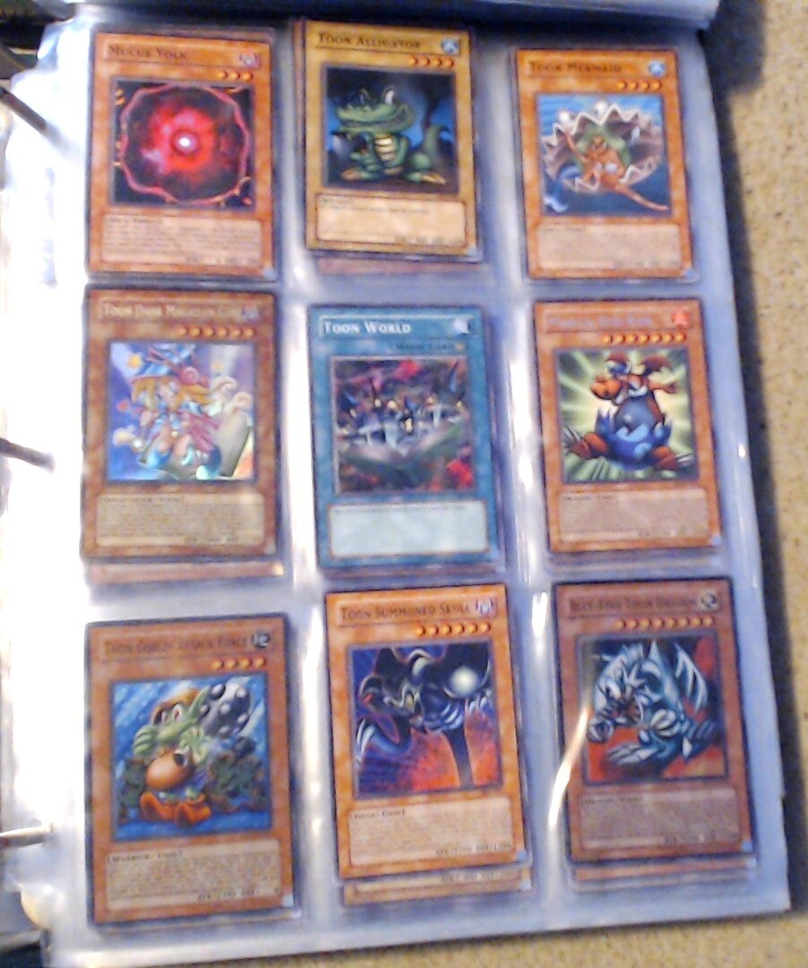 2000+ Konami Shonen Jump's Yu-Gi-Oh! Trading Cards & Tin Containers ...