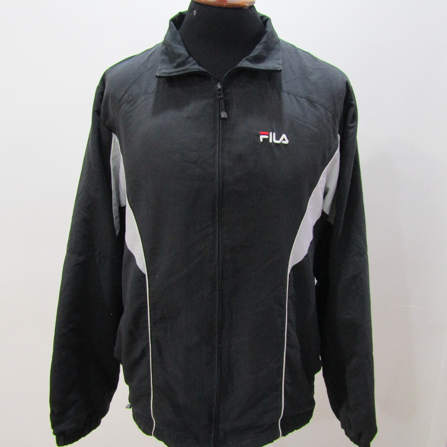 Giacca leggera sportiva da uomo Fila petto taglia 46 48 UK 2XL Sku 10366