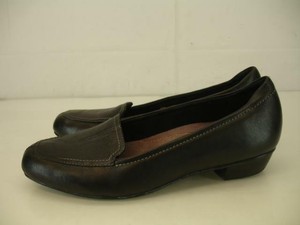 clarks timeless black