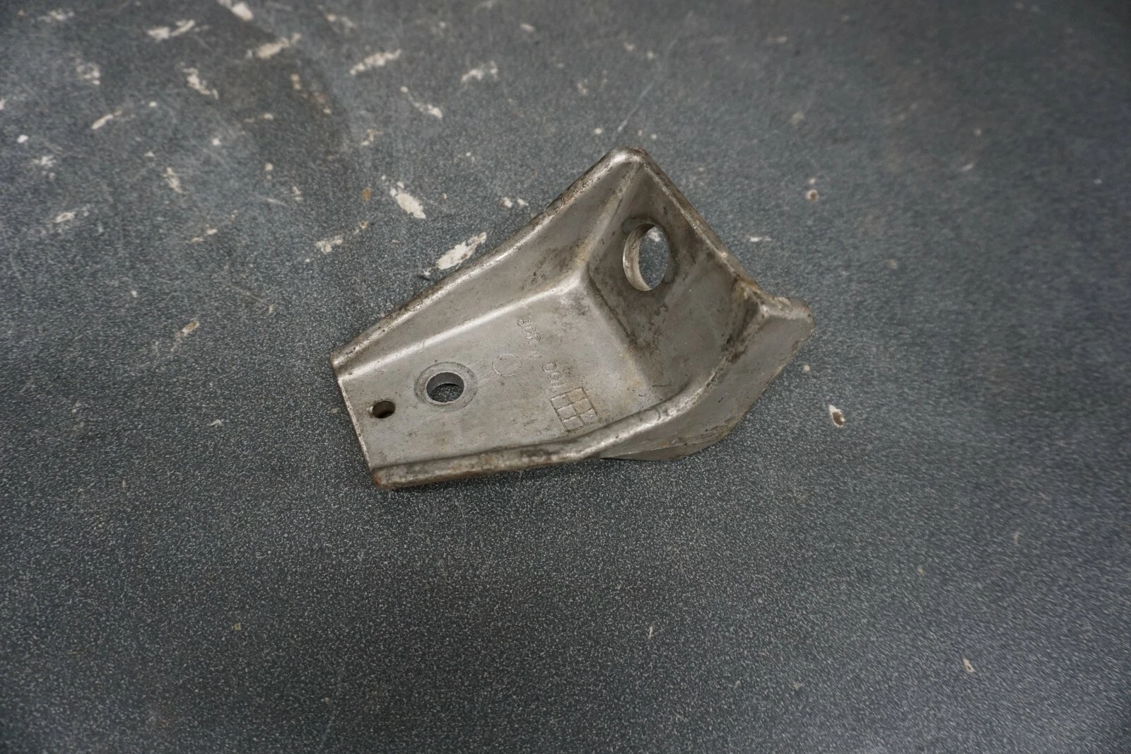 1997-2003 Yamaha OEM Engine Motor Mount Bracket Front Lower Venture VMAX SXR