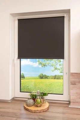 Rollo K-home Verdunklungsrollo 542890-13 Polyester B95 x H150cm Schwarz Klemmfix - Bild 1 von 4