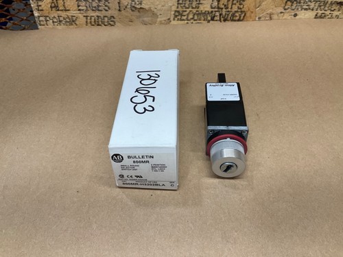 Allen-Bradley 800MR-H32B/800MR-H3202BLA Wahlschalter #92C11*IAC - Bild 1 von 4