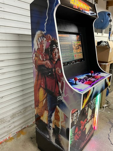Borne d'arcade Classique Multi-jeux sur Nice, Cannes et Monaco avec 3000 jeux rétro inclus - ART CADE DESIGN