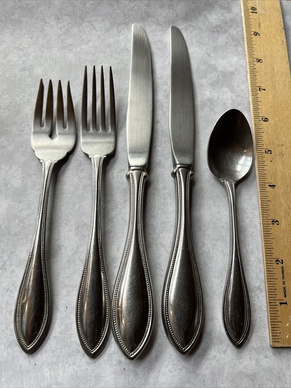 5 Pieces Oneida ARBOR AMERICAN HARMONY FLATWARE Satin
