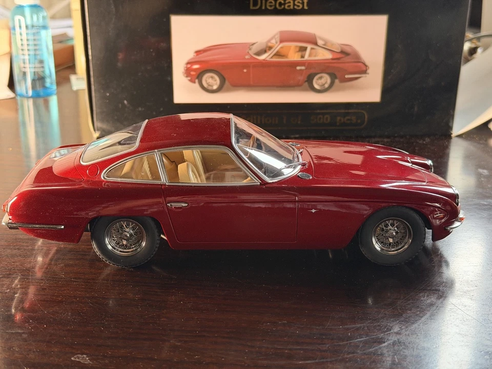 KK-Scale 1:18 – Lamborghini 400 GT 2+2 (1965) – Red Metallic – Edizione Limitata - Immagine 4 di 4