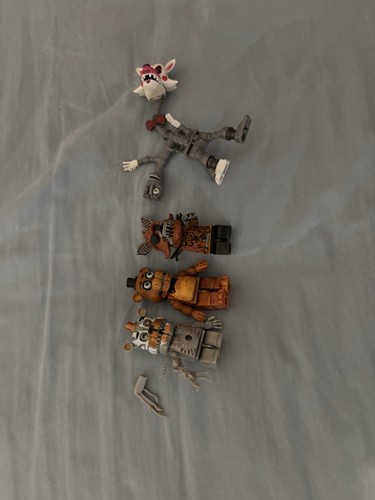McFARLANE LEGO FNAF FIVE NIGHTS AT FREDDYS LOTE 3 Y FIGURA FUNKO FAZBEAR+++ - Imagen 2 de 2