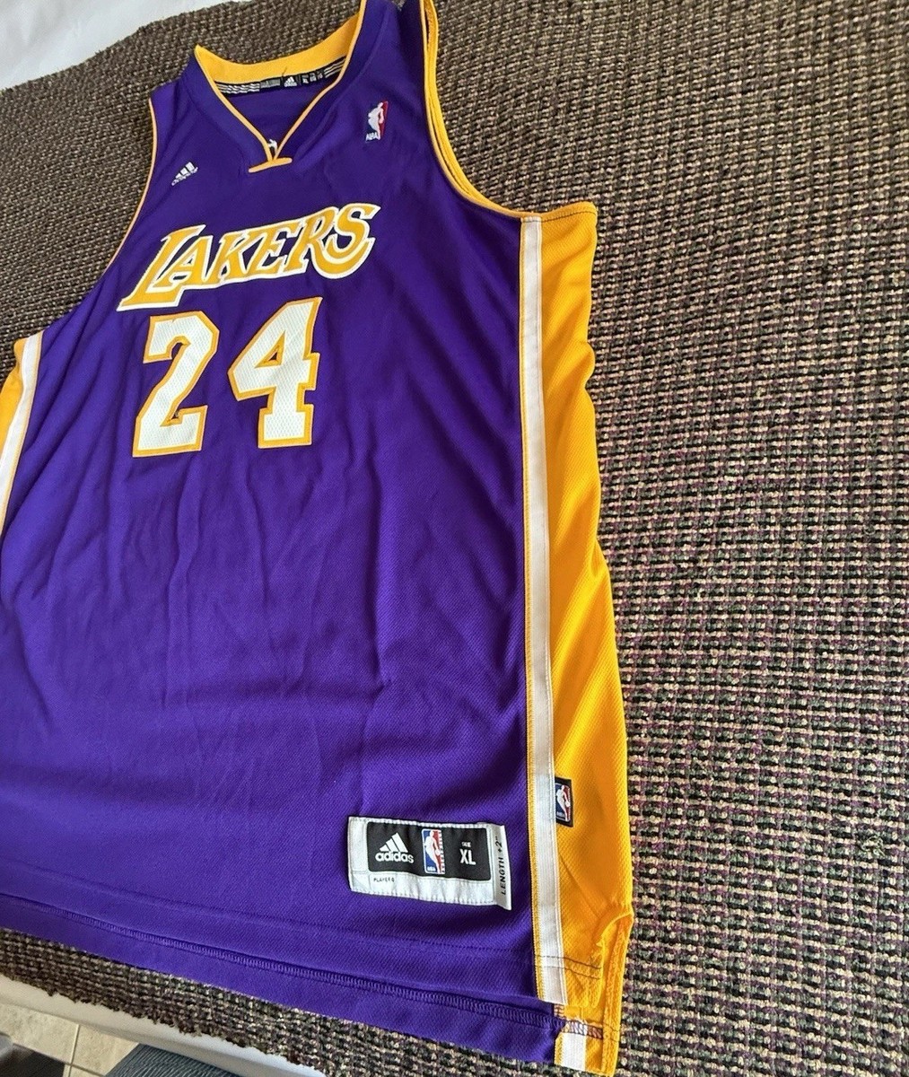 Kobe Bryant Jersey Adidas Size XL Los Angeles Lakers 2010 NBA