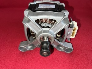 Motor - Elektromotor für Waschmaschine Indesit IWE 71482 B Originalteil