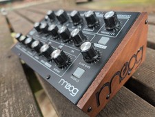 Moog Minitaur Analogue Bass Synthesiser Module with Midi USB Out