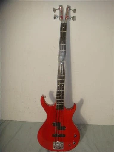 kramer striker ベース Used Kramer STRIKER 700ST Vintage Bass Guitar Red 4-String