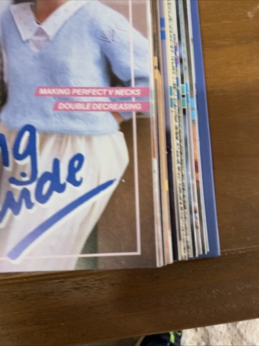 22 Get Knitting Magazines In Binder. 1980s - Picture 2 of 11