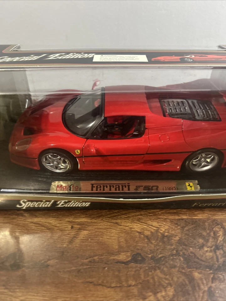 Ferrari F50 rojo 1995 modelo coche de carreras Maisto escala 1:18 diésel fundido coche 31823 usado Foto 3 de 4