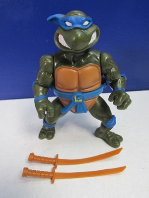 classic LEONARDO action figur TEENAGE MUTANT NINJA TURTLES tmnt 2022 viacom
