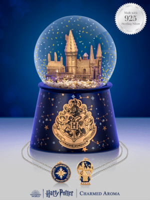 HARRY POTTER™ HOGWARTS CASTLE SNOW GLOBE MYSTERY JEWELRY CANDLE BY