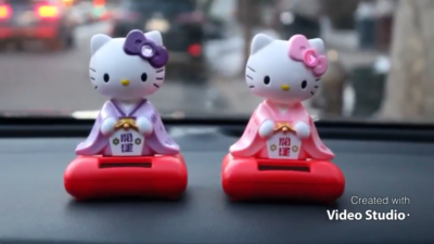Cute solar shaking head purple kimono Hello Kitty Figure - Car
