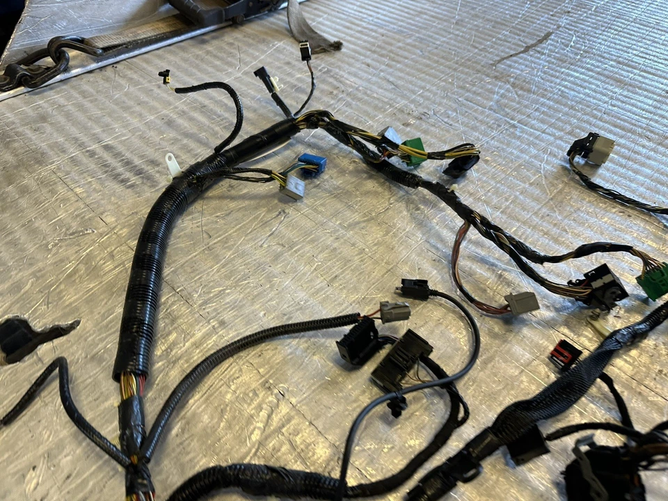 2011-2014 FORD F150 XLT EXTENDED 3.5 AUTO 4X4 DASH WIRING HARNESS BL3T14401KAF - Image 3 of 4