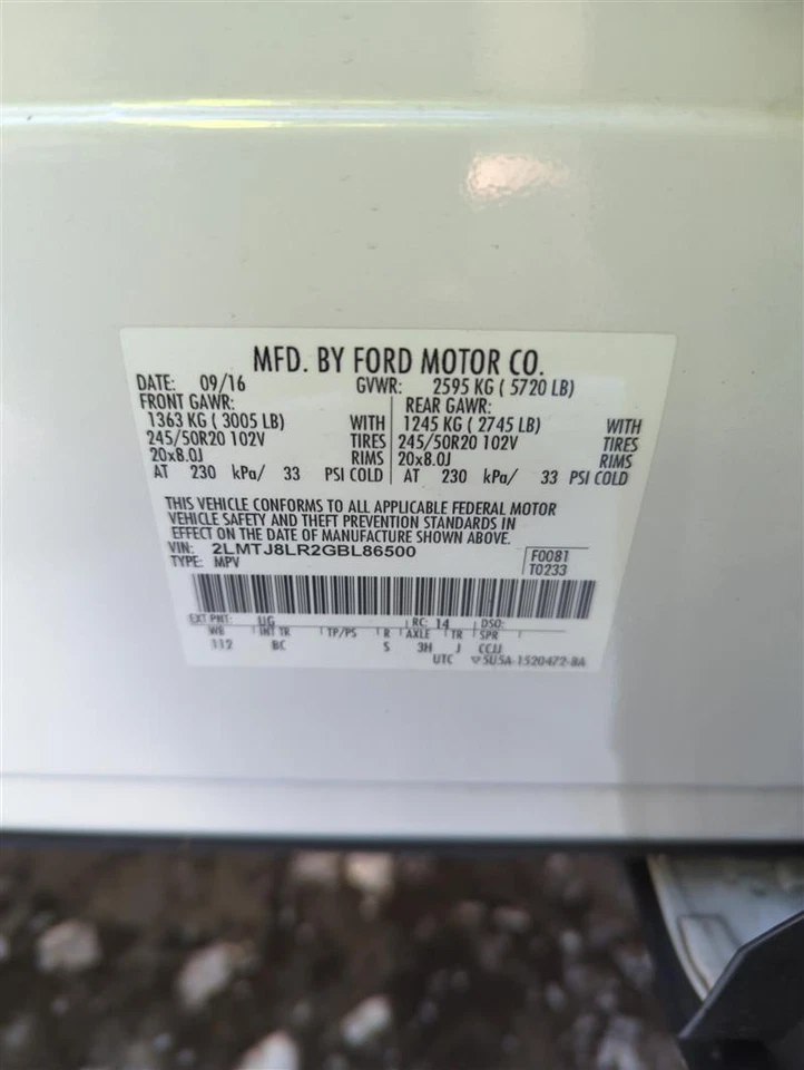 2016 Lincoln MKX Right Tail Light Assembly White OEM 102715 60000 Miles - Image 4 of 4