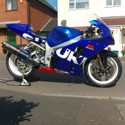 Suzuki GSXR 1000 K1 Road Track - Picture 2 of 12